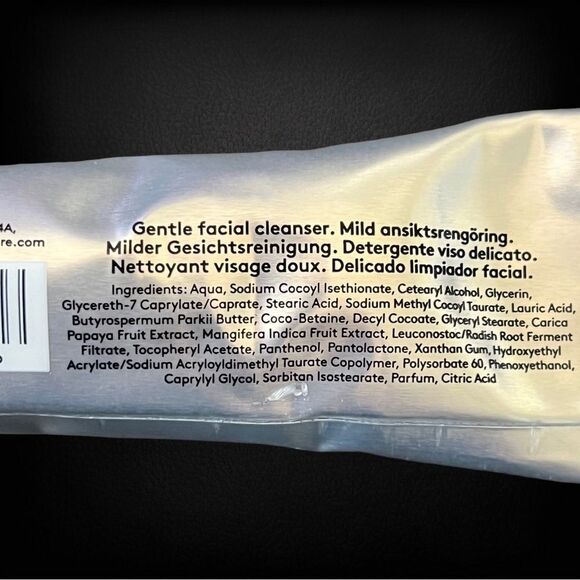 New and Sealed VERSO Foaming Cleanser .85 Fl. Oz. - Picture 3 of 3